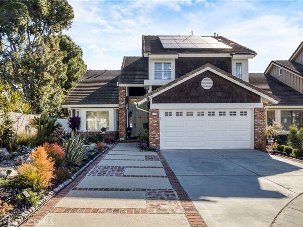 36 Bloomdale, Irvine, CA 92614