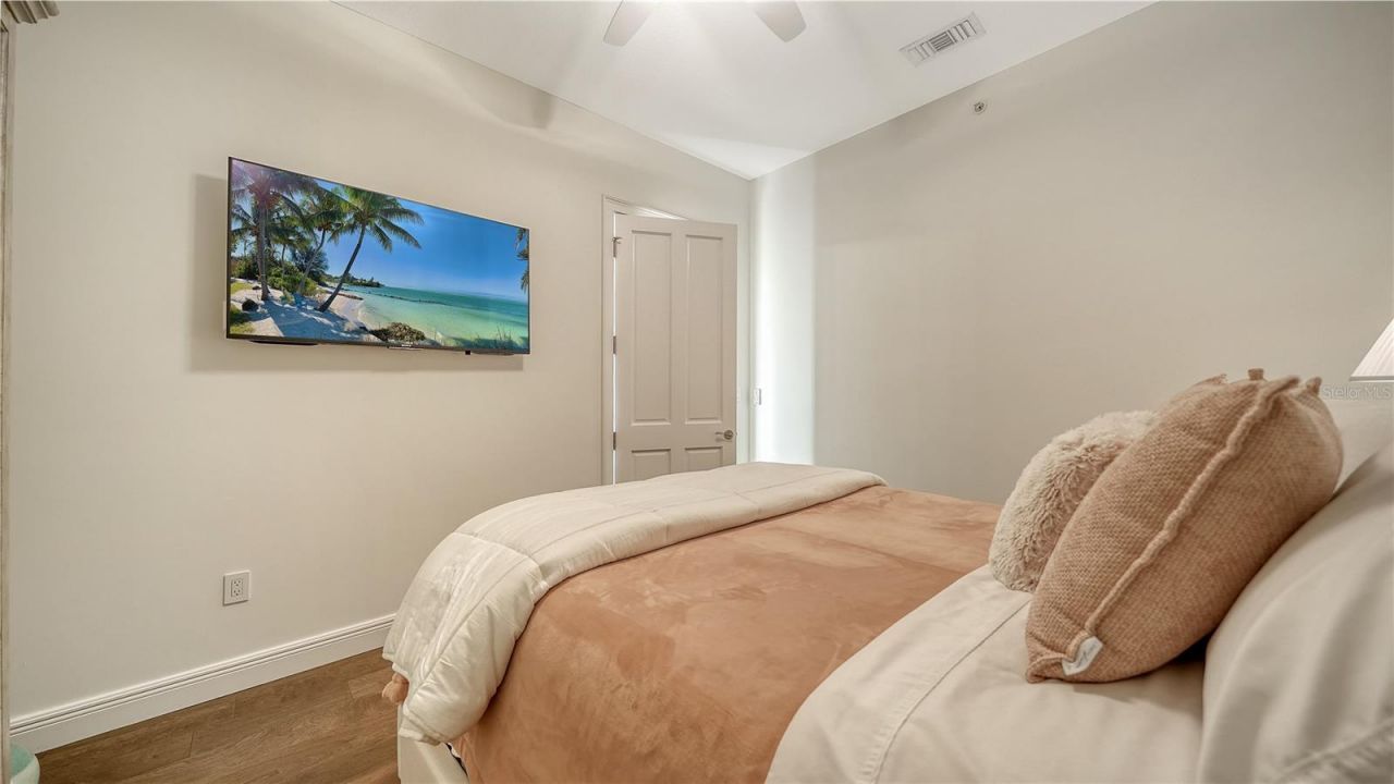 1300 Benjamin Franklin Drive, Unit 303, Sarasota, FL 34236 Photo