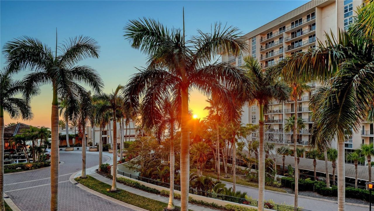 1300 Benjamin Franklin Drive, Unit 303, Sarasota, FL 34236 Photo