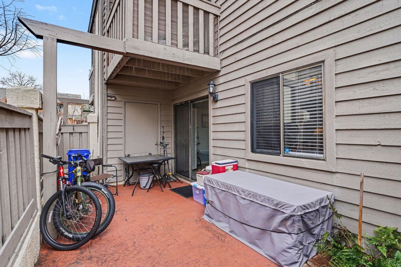 610 15th Ave. S Photo 21