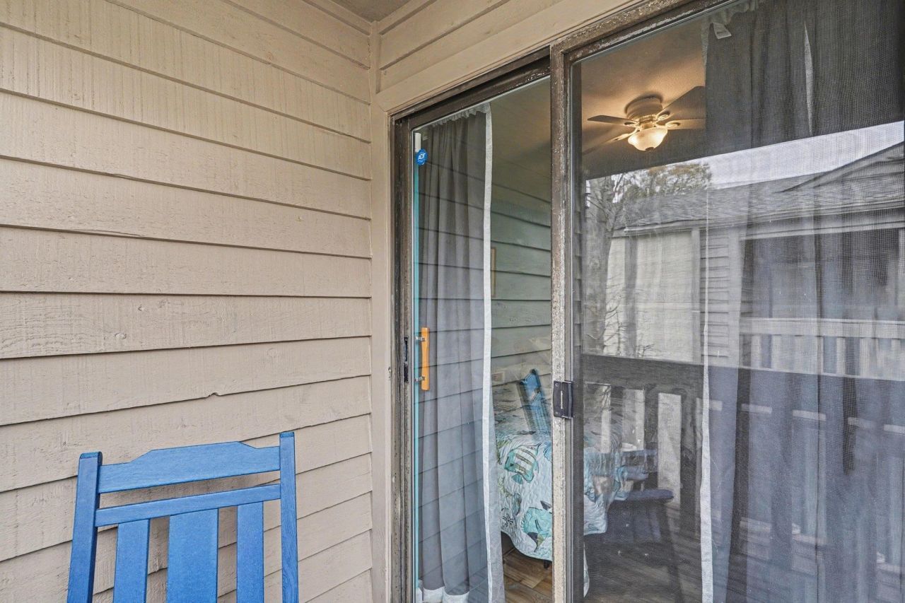 610 15th Ave. S Photo 22