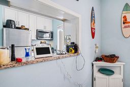 610 15th Ave. S photo 4