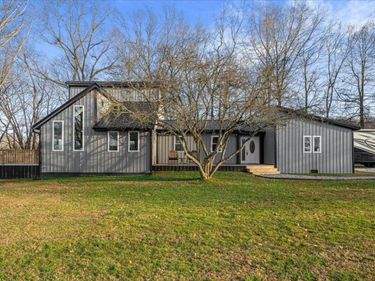105 Karin Dr , Stanton, KY 40380