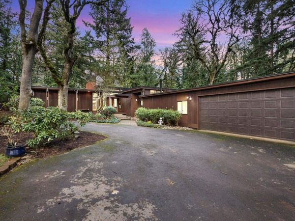 4080 Deepwood Ln NW, Salem, OR 97304
