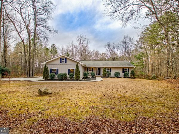 15 Glen Cannon Trail, Newnan, GA 30265