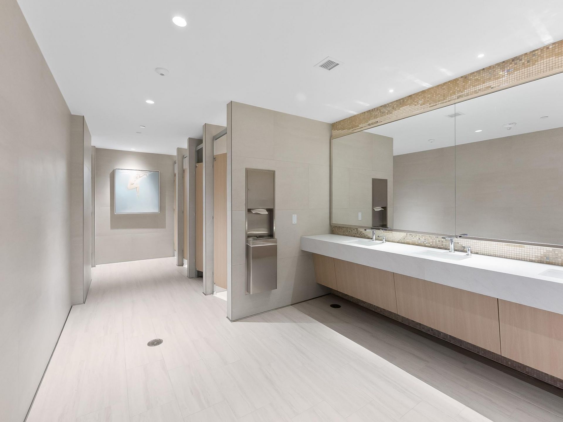 153 N Seabreeze Boulevard, Unit 1002, Fort Lauderdale, FL 33304 Photo