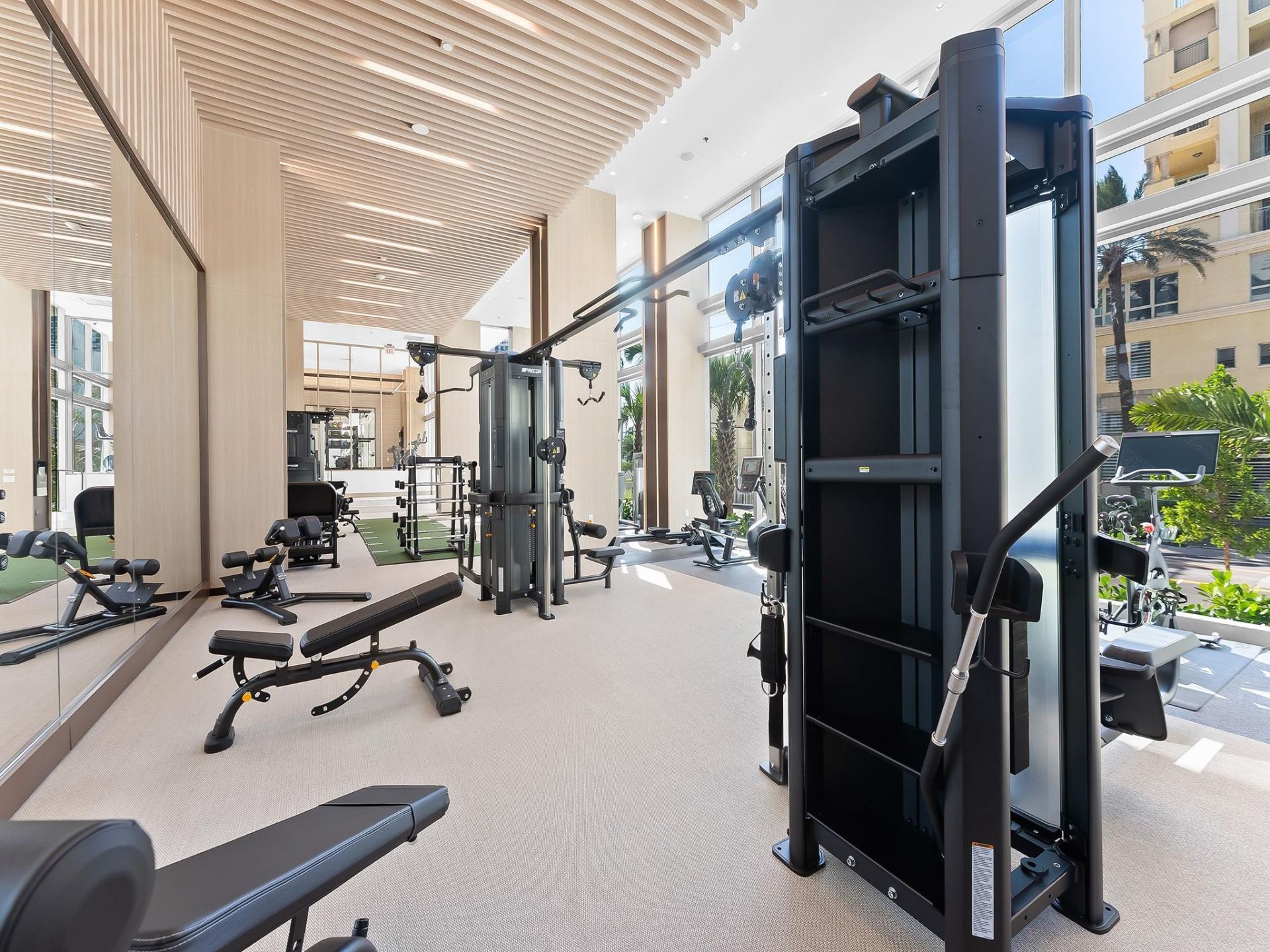 153 N Seabreeze Boulevard, Unit 1002, Fort Lauderdale, FL 33304 Photo