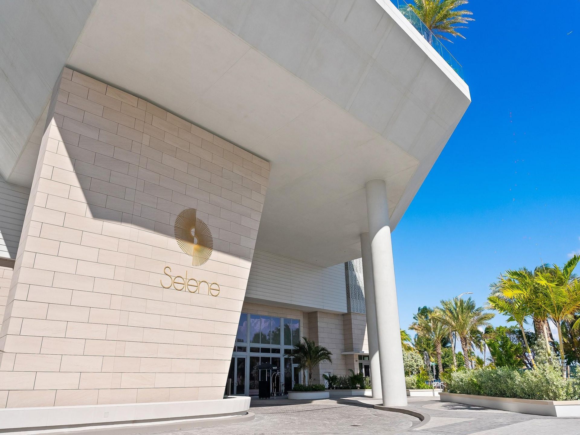 153 N Seabreeze Boulevard, Unit 1002, Fort Lauderdale, FL 33304 Photo