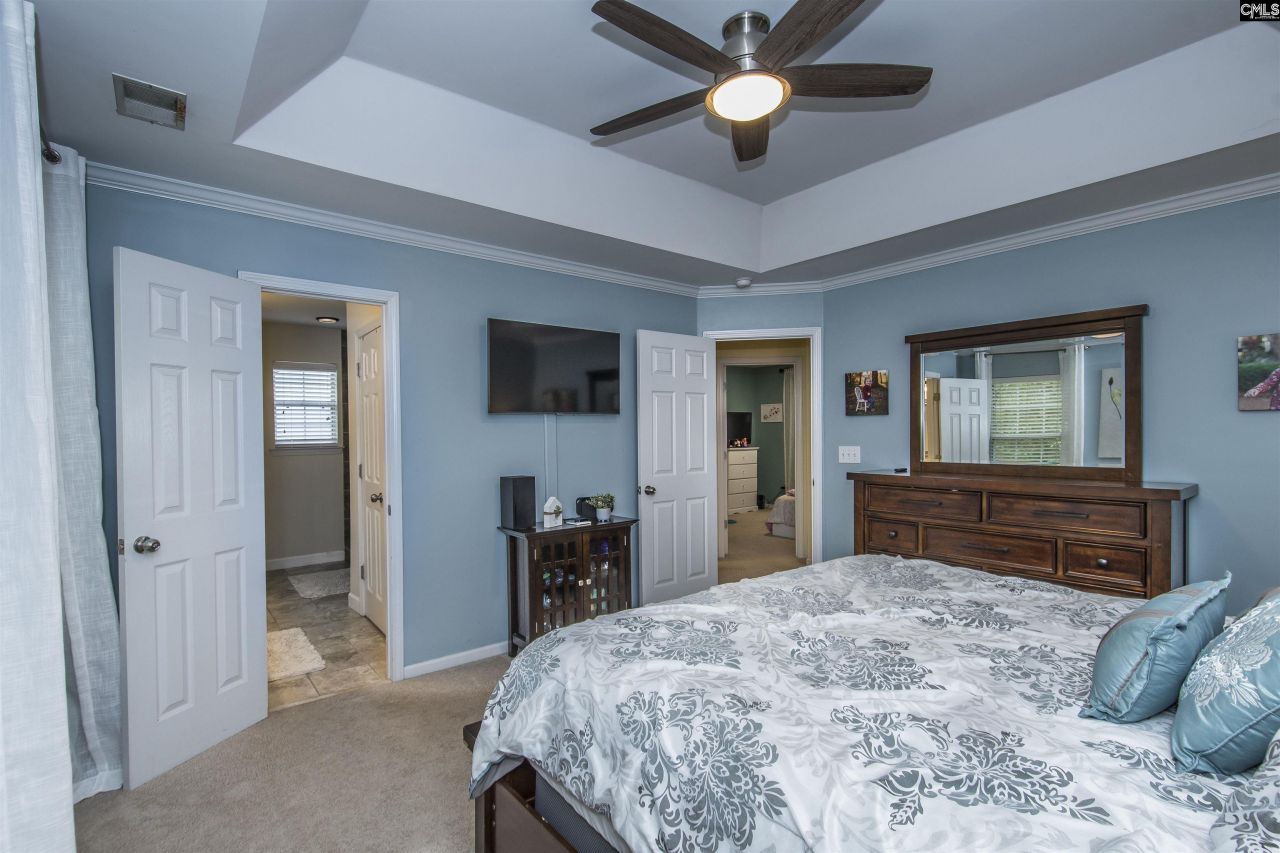 210 Pond Oak Lane  Photo 19