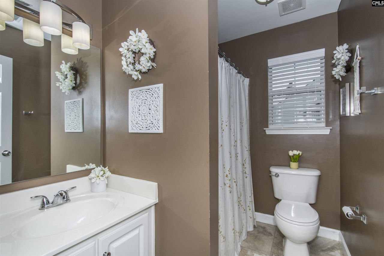 210 Pond Oak Lane  Photo 24