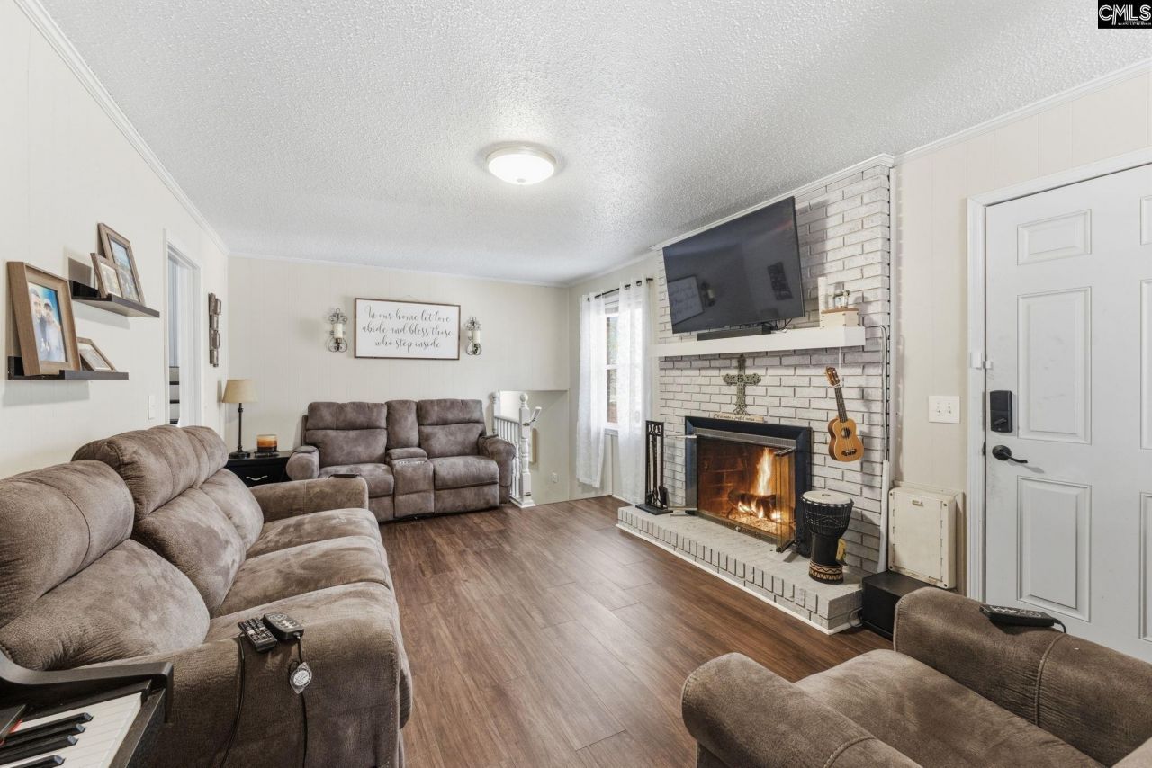 301 Duchess Trail Photo 10