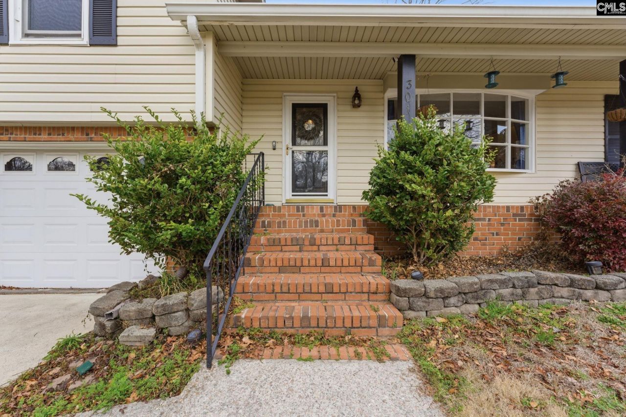 301 Duchess Trail Photo 4