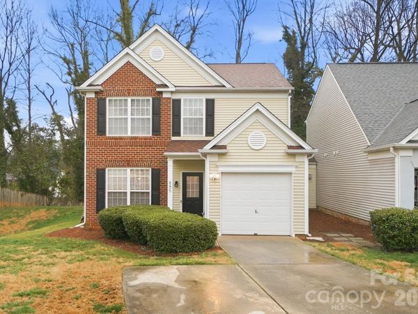 885 Autumn Rain Lane, Charlotte, NC 28209