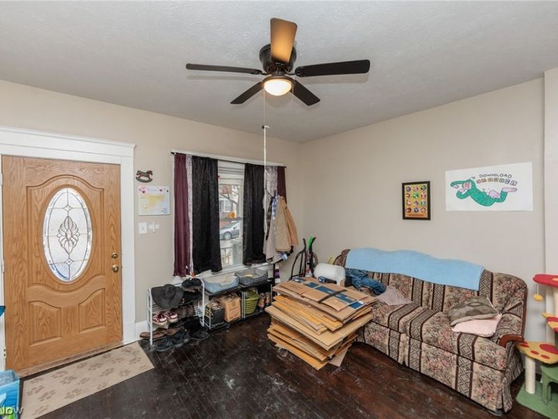 1446 Hopkins Avenue, Lakewood, OH 44107 Photo 2
