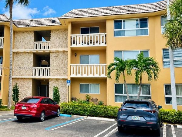 7430 Miami Lakes Dr, Unit E210, Miami Lakes, FL 33014