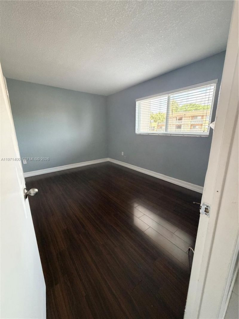 7430 Miami Lakes Dr, Unit E210, Miami Lakes, FL 33014 Photo