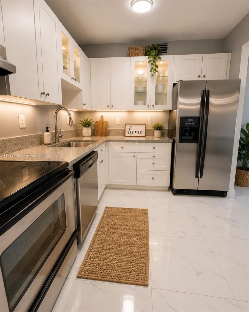 7430 Miami Lakes Dr, Unit E210, Miami Lakes, FL 33014 Photo