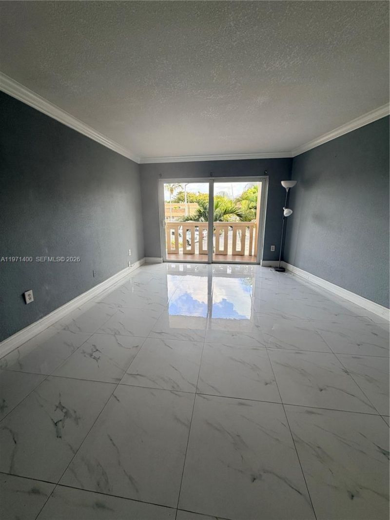 7430 Miami Lakes Dr, Unit E210, Miami Lakes, FL 33014 Photo