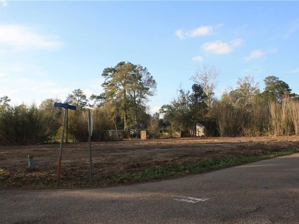 4106-4114 UPPERLINE Street , Slidell, LA 70461