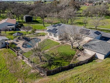 3290 Dry Creek Rd, Ione, CA 95640