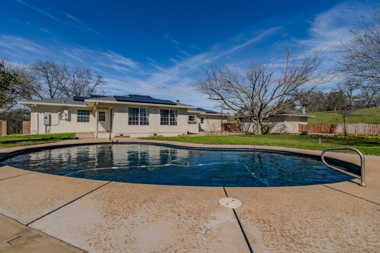 3290 Dry Creek Rd, Ione, CA 95640 Photo