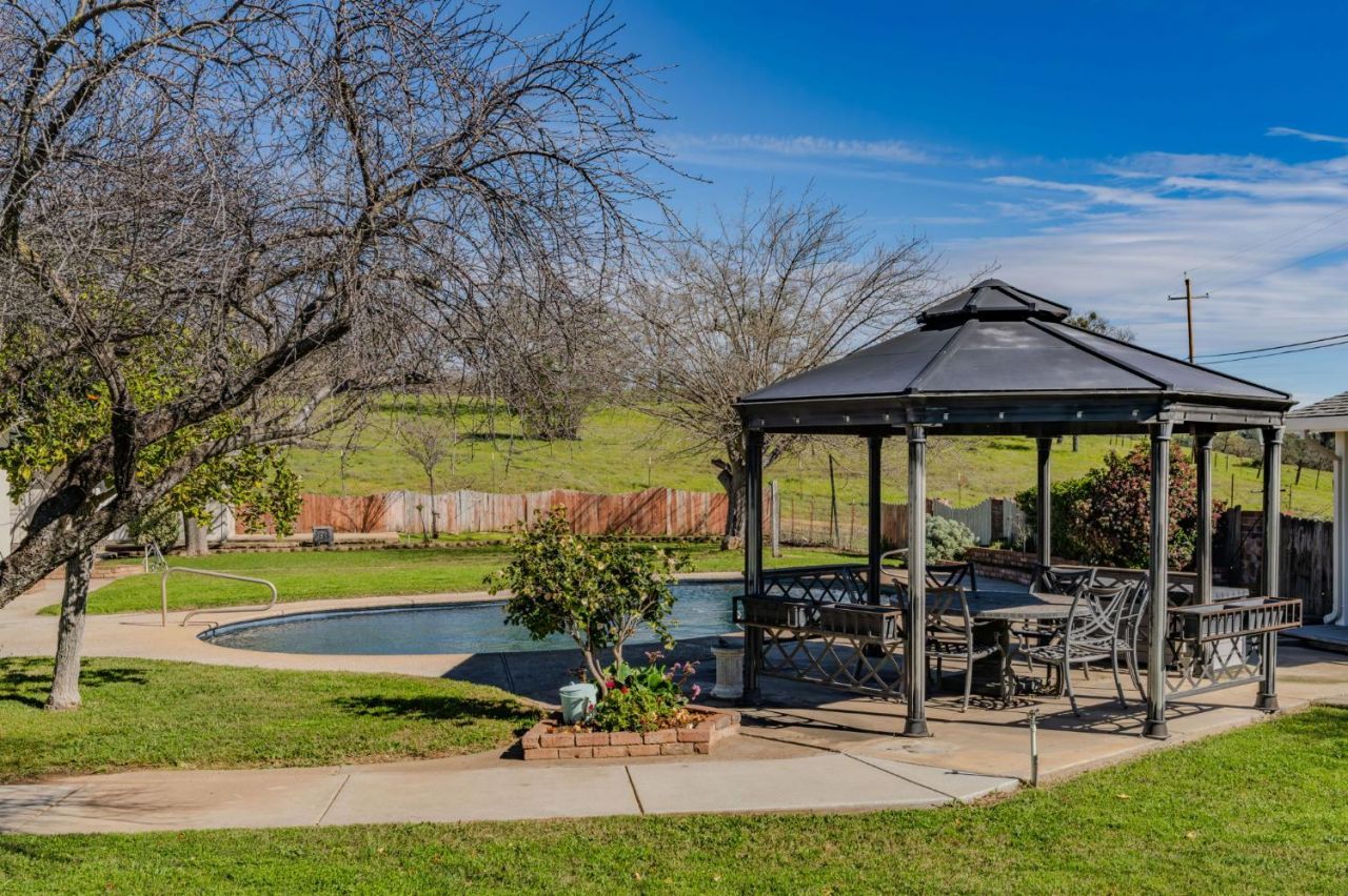 3290 Dry Creek Rd, Ione, CA 95640 Photo