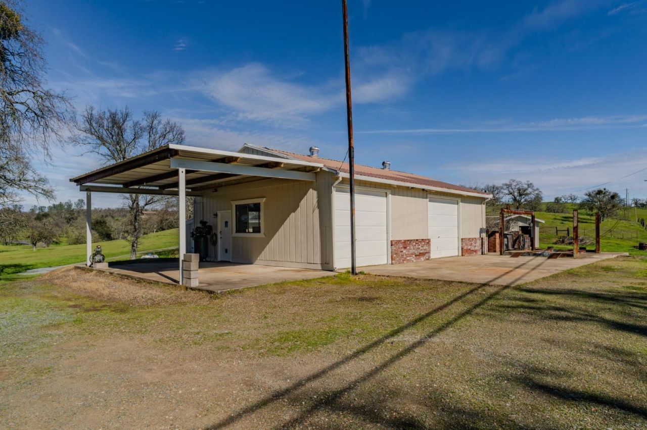 3290 Dry Creek Rd, Ione, CA 95640 Photo