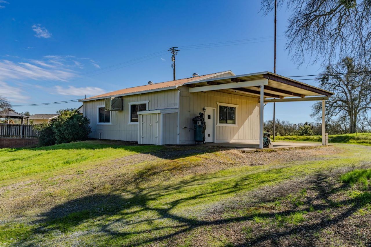 3290 Dry Creek Rd, Ione, CA 95640 Photo