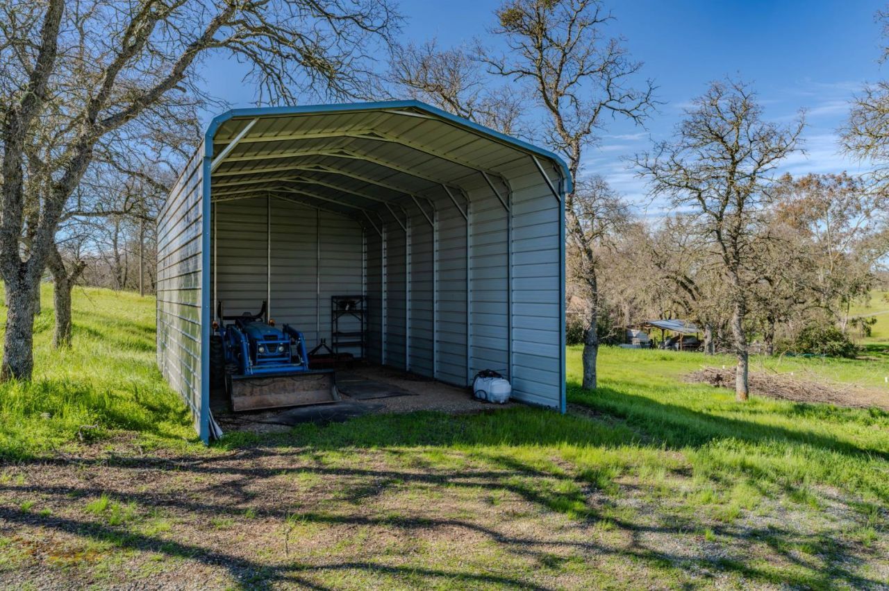 3290 Dry Creek Rd, Ione, CA 95640 Photo