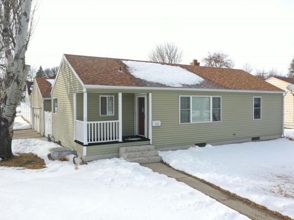 1301 N 2nd Street, Aberdeen, SD 57401