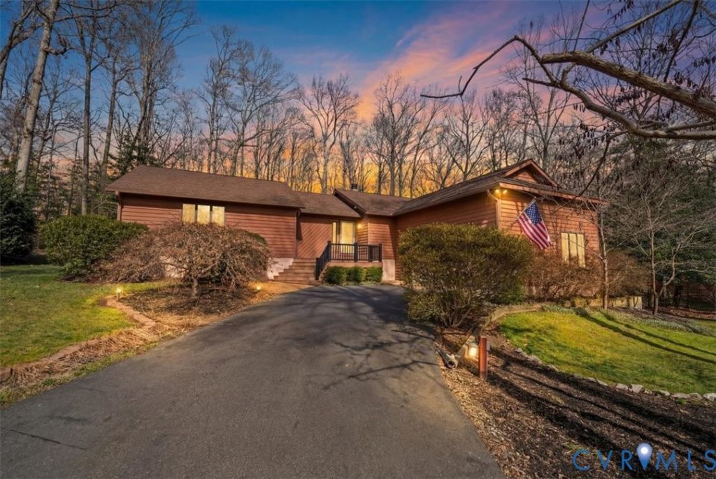 9964 Loch Banif Road, Chesterfield, VA 23236 Main Photo