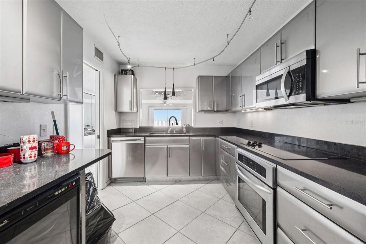 7300 Sun Island Drive S, Unit 1602, South Pasadena, FL 33707 Photo
