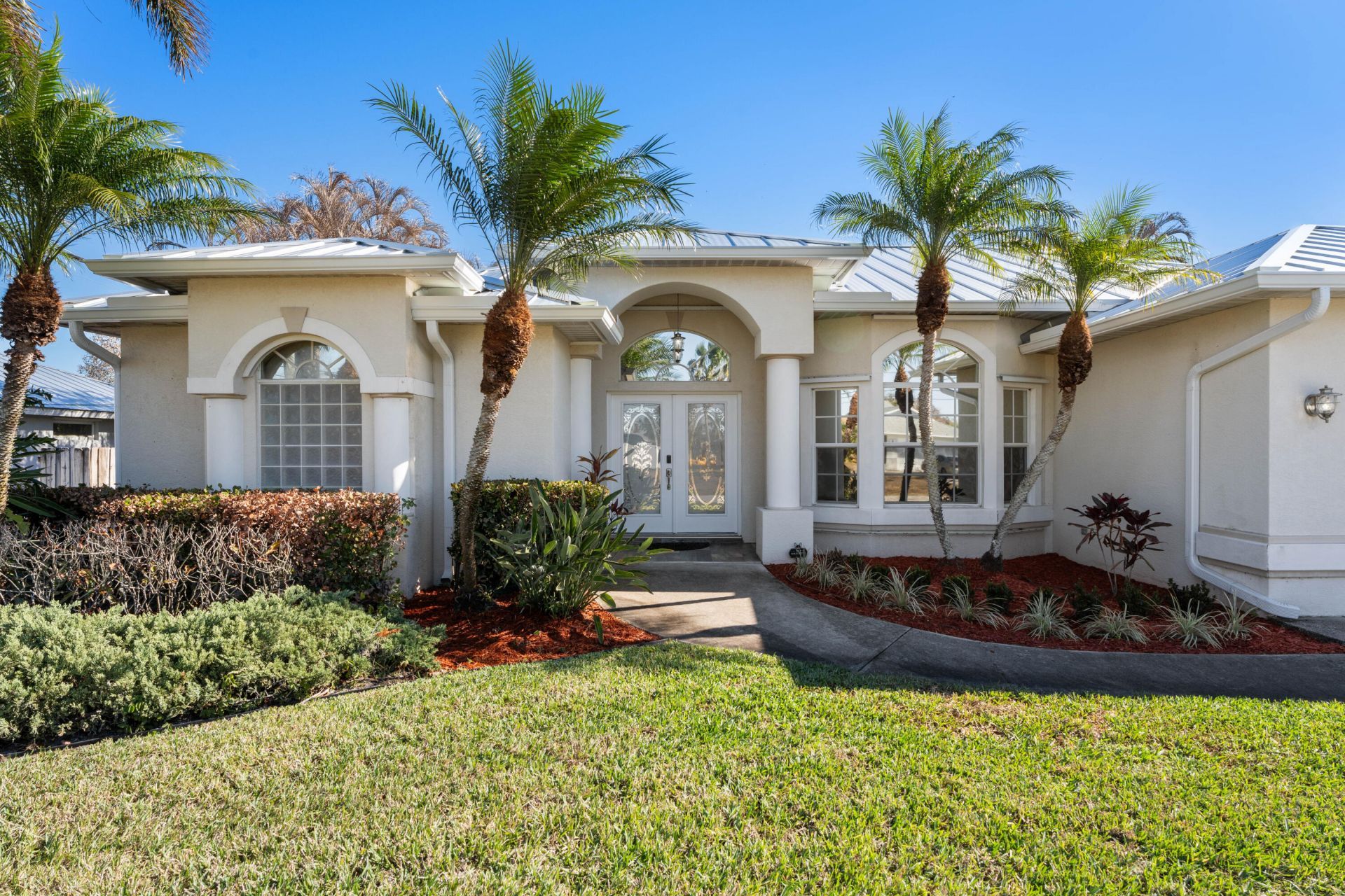 737 SW Dalton Circle, Port Saint Lucie, FL 34953 Photo