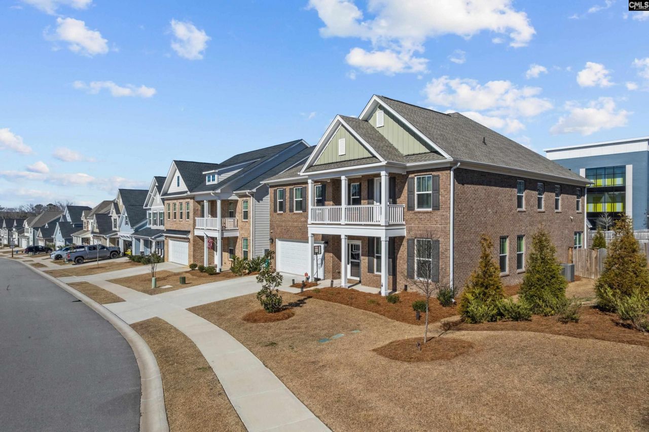 708 Sterling Creek Court Photo 4