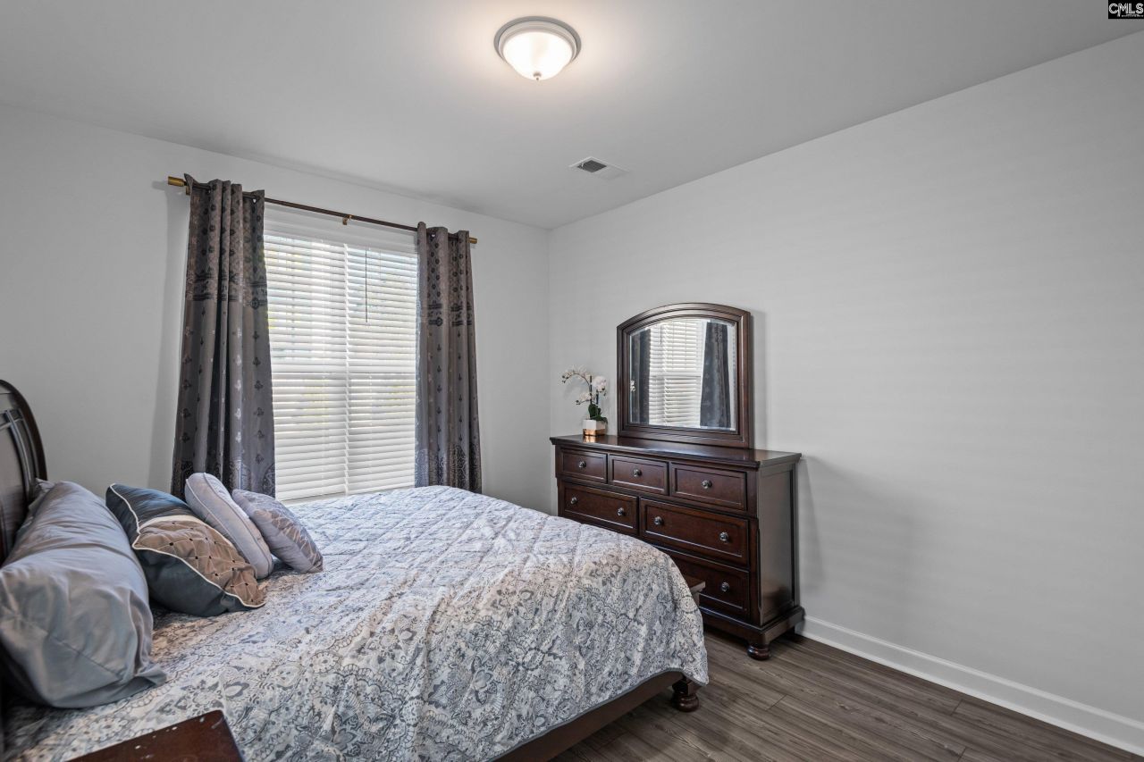 708 Sterling Creek Court Photo 47