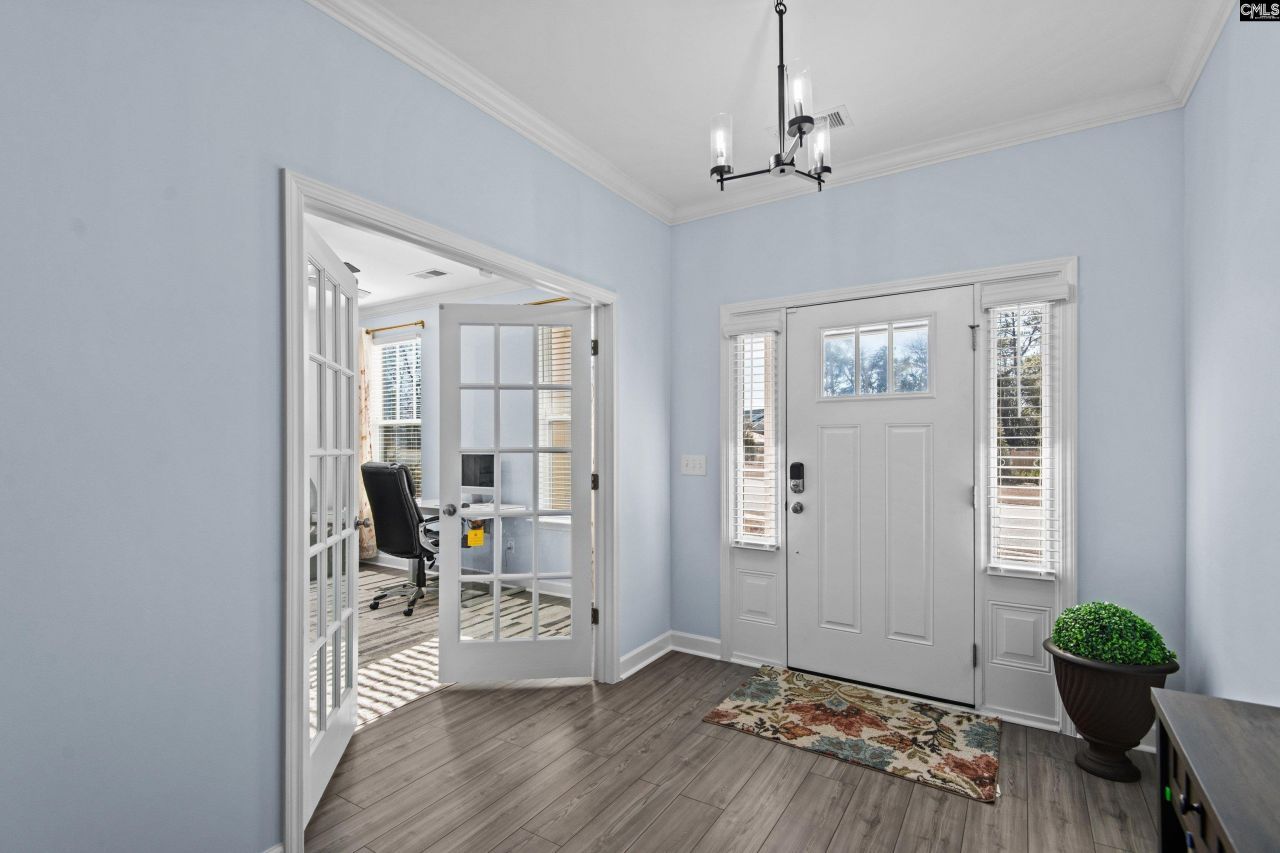 708 Sterling Creek Court Photo 7