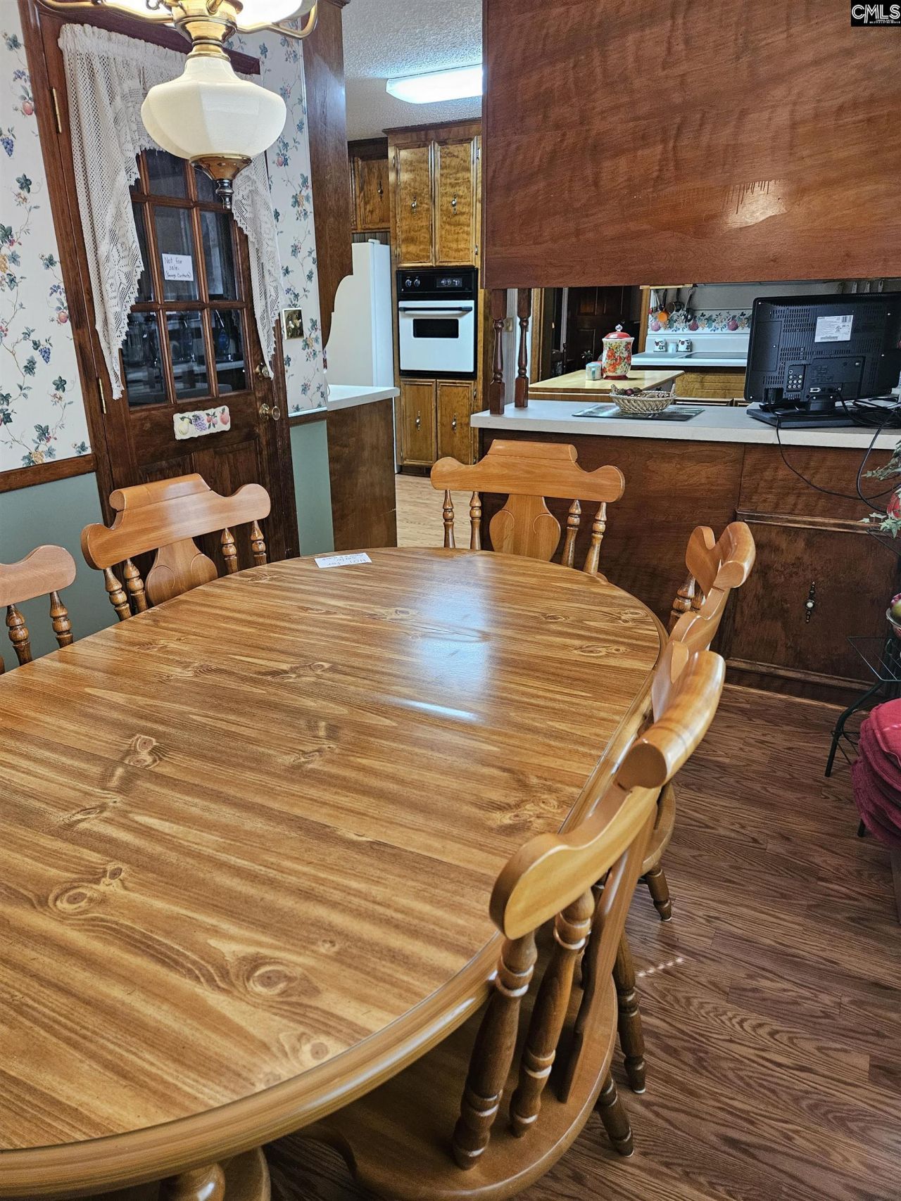 303 Carlisle Avenue  Photo 18