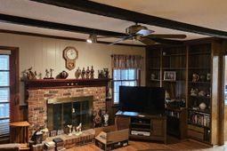 303 Carlisle Avenue  photo 4