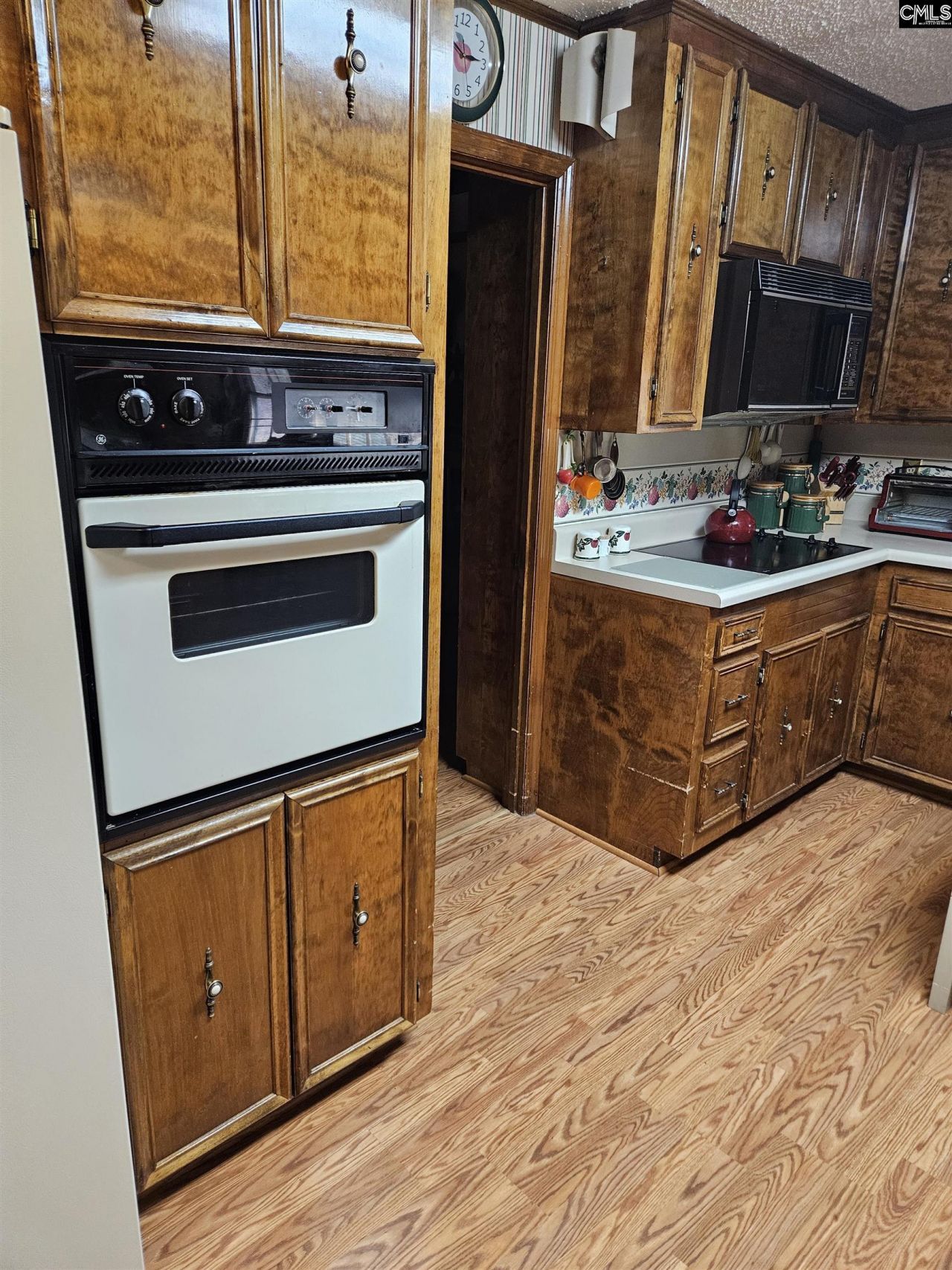 303 Carlisle Avenue  Photo 20