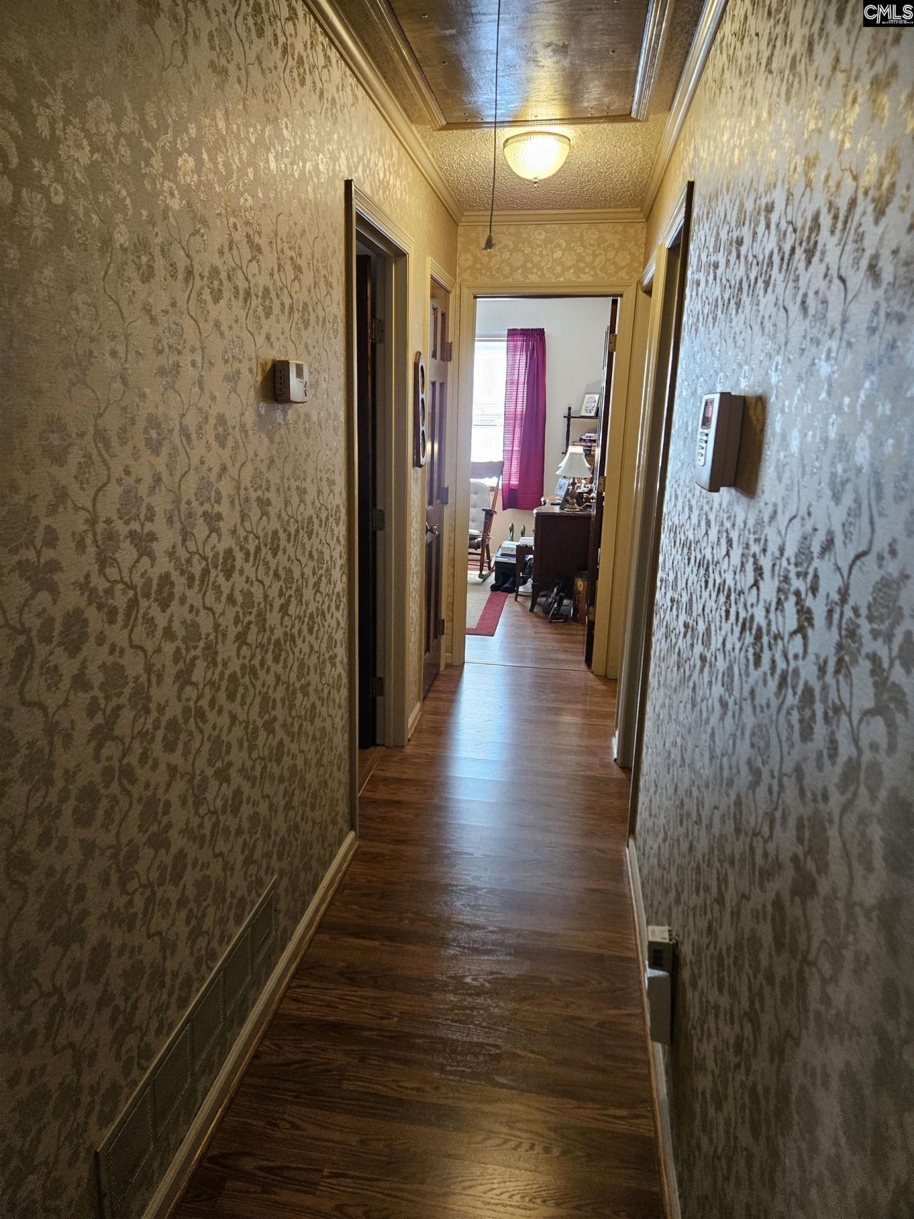 303 Carlisle Avenue  Photo 28