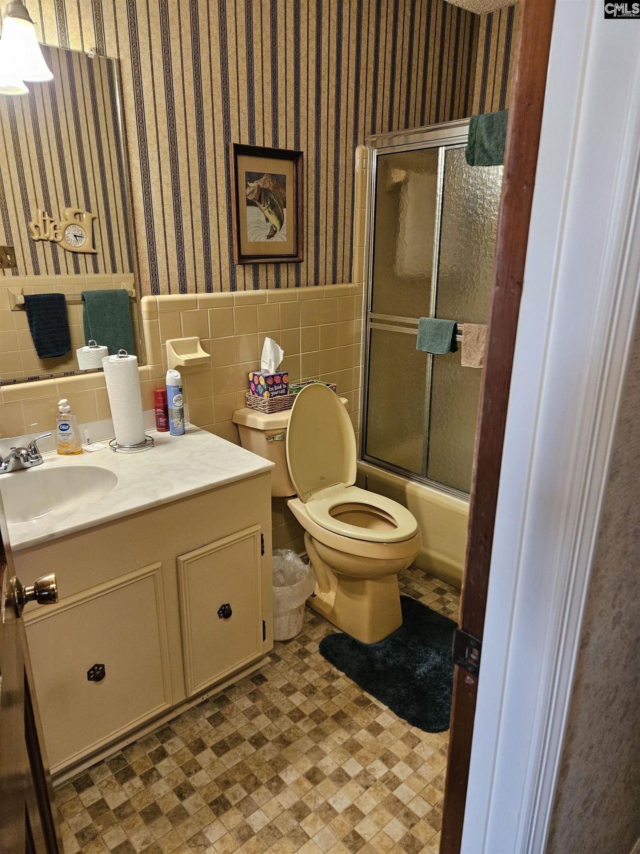 303 Carlisle Avenue  Photo 31