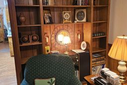 303 Carlisle Avenue  photo 4