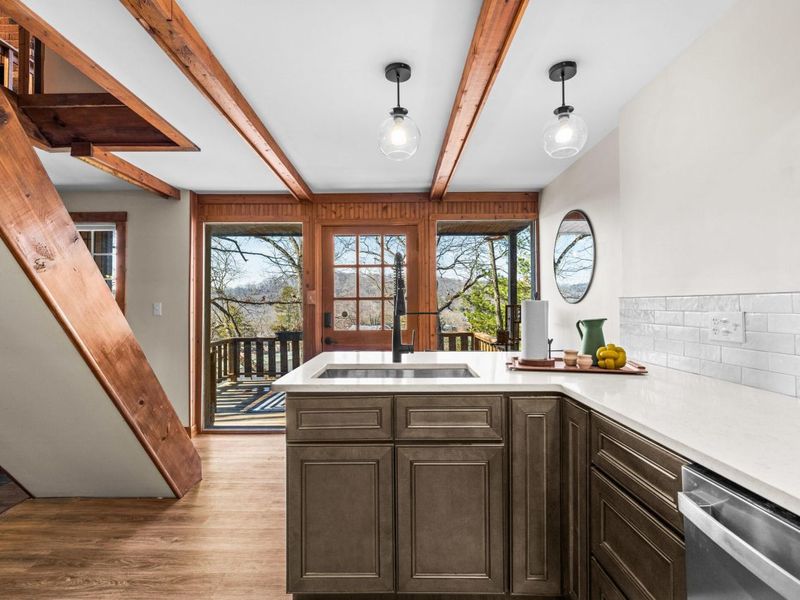 4 Hide-A-Way Hills Lane, Sugar Grove, OH 43155 Photo 14