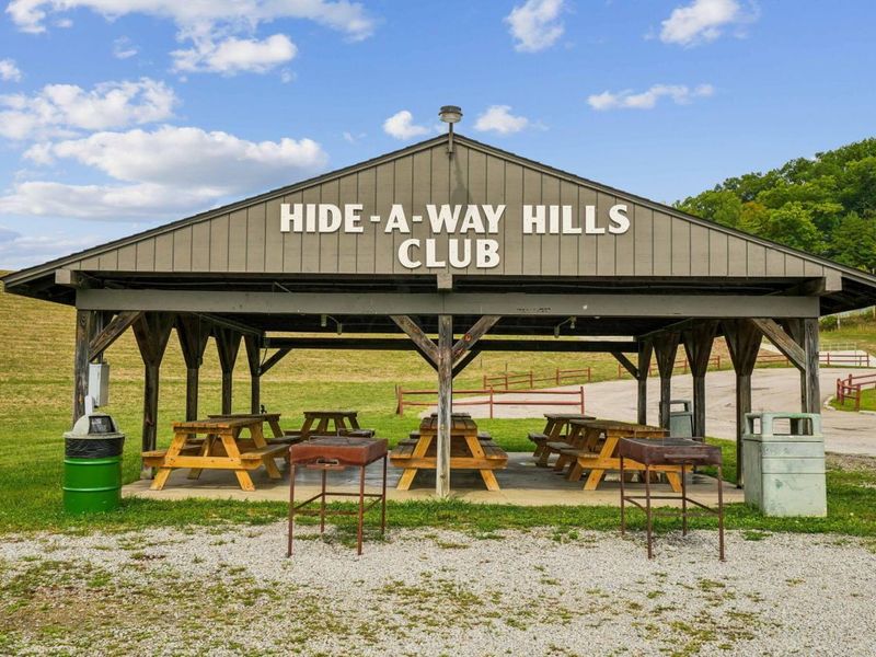 4 Hide-A-Way Hills Lane, Sugar Grove, OH 43155 Photo 61