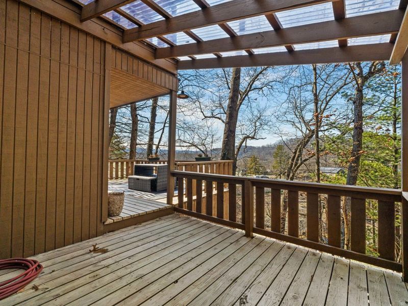 4 Hide-A-Way Hills Lane, Sugar Grove, OH 43155 Photo 9