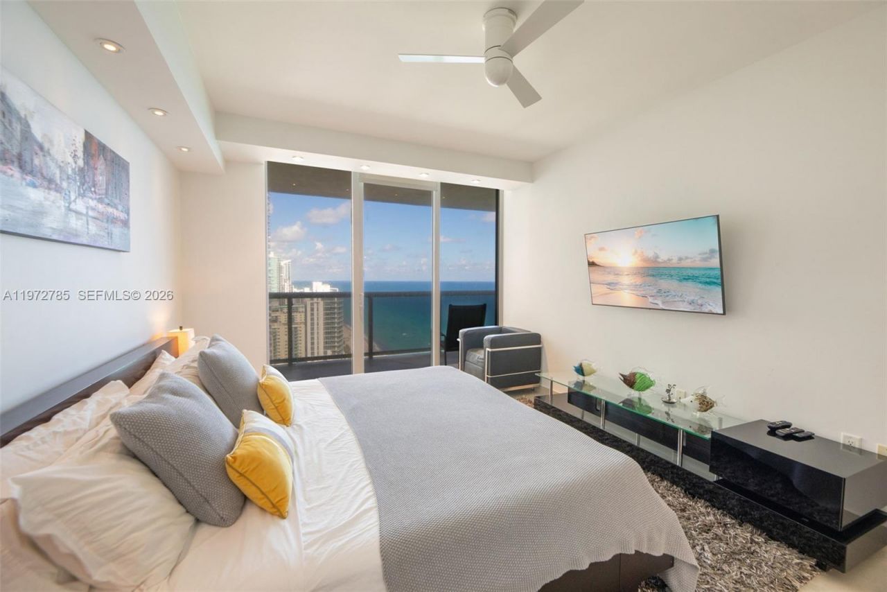 1830 S Ocean Dr , Unit 3011, Hallandale Beach, FL 33009 Photo