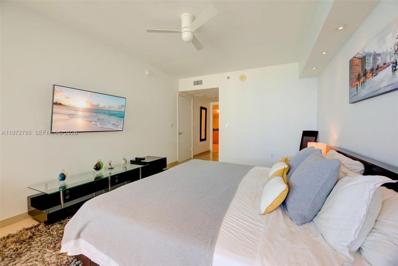 1830 S Ocean Dr , Unit 3011, Hallandale Beach, FL 33009 Photo