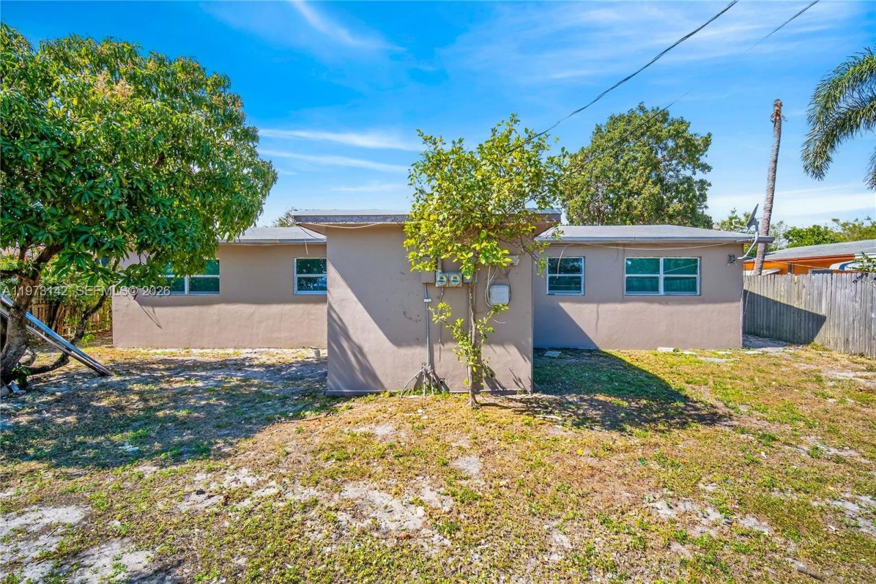 1920 NE 2nd Ter, Pompano Beach, FL 33060 Photo