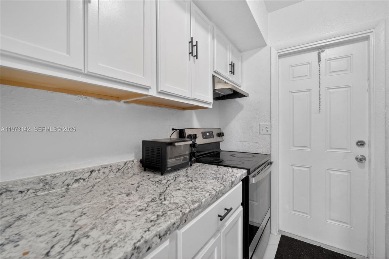 1920 NE 2nd Ter, Pompano Beach, FL 33060 Photo