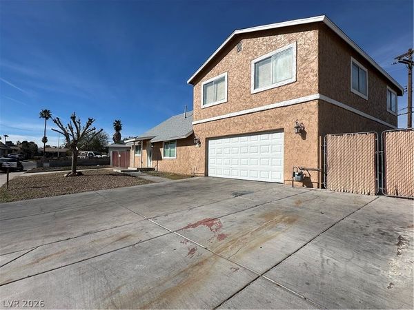 5075 San Anselmo Street , Las Vegas, NV 89120